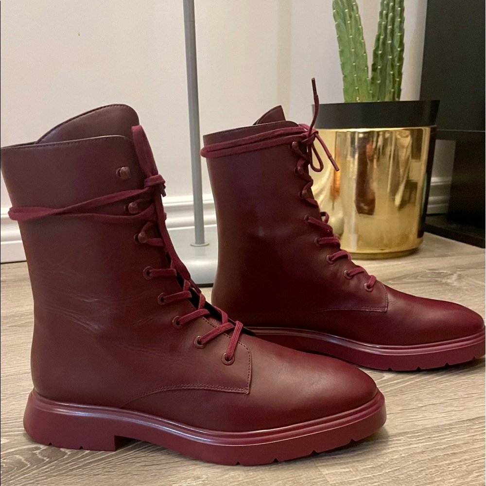 stunning monochromatic combat boots from stuart weitzman ❣️🌹 perfect for spring